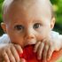 bebusi care manaca fructe, ce mananca bebelusi 